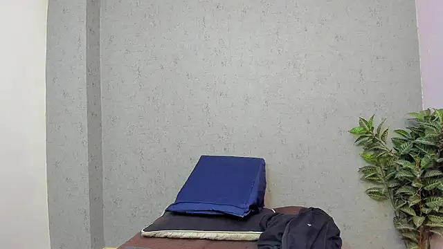 Tiffany mendez online show from 02/07/26, 12:02