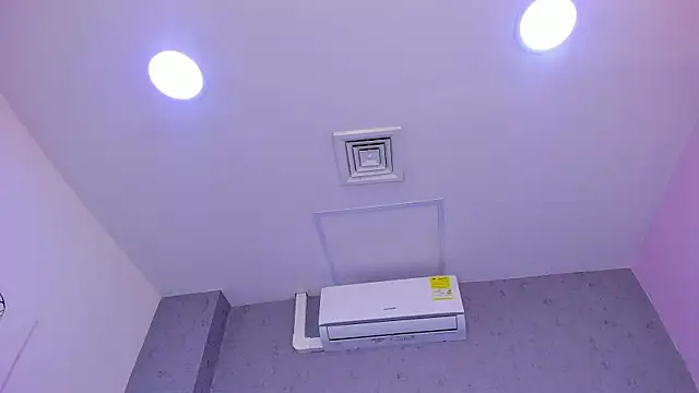 Tiffany mendez online show from 04/10/26, 12:01