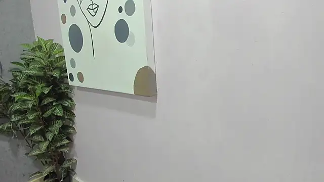 Tiffany mendez online show from 12/20/25, 12:08