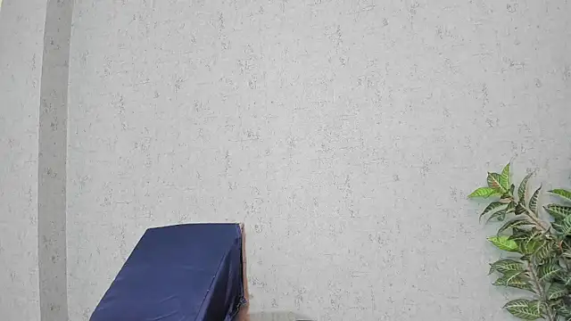 Tiffany mendez online show from 01/12/26, 12:12