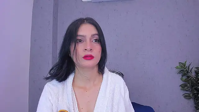 Tiffany mendez online show from 04/07/26, 12:07