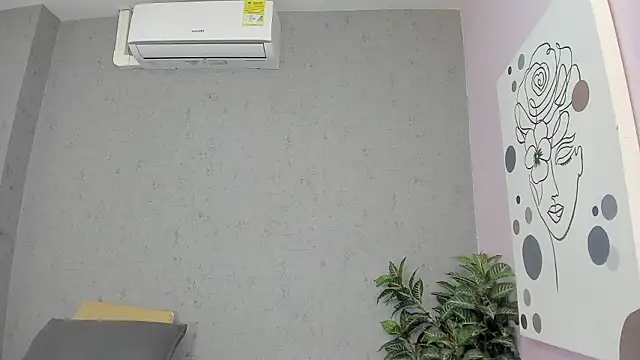 Tiffany mendez online show from 02/28/26, 12:05