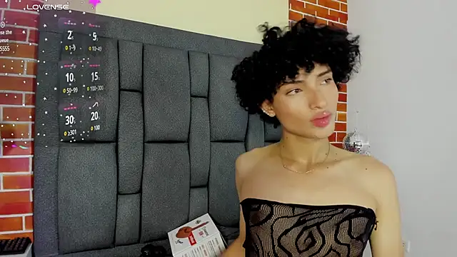 appolo jay online show from 02/21/25, 01:44