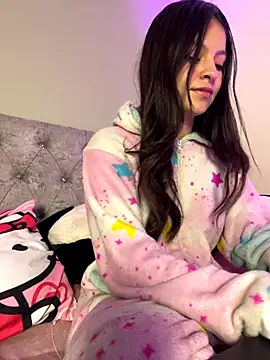 LucyEvans  online show from 10/30/25, 02:54