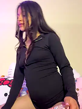 LucyEvans  online show from 10/27/25, 06:14