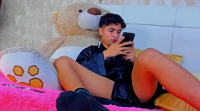 Snapshot of Muichiro_tokito1 chatting on 03/09/25, 12:00 Muichiro tokito1 online show from 03/09/25, 12:00