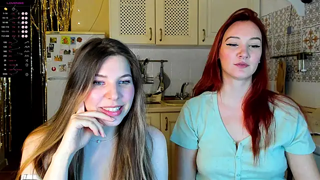 Snapshot of Annie_aww chatting on 01/10/25, 08:59 Annie aww online show from 01/10/25, 08:59