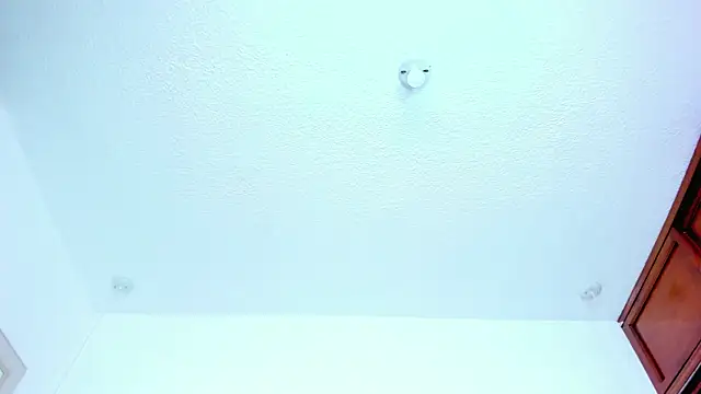 nahomygrey  online show from 05/24/26, 07:47