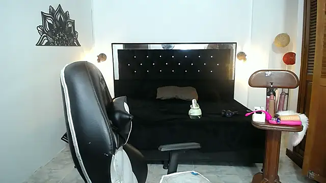 candy hairy online show from 03/20/25, 02:29