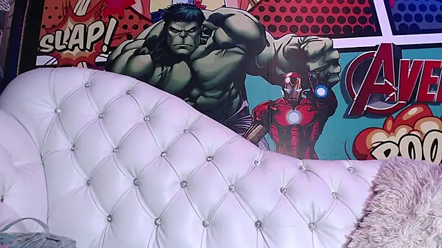 Snapshot of candy_hairy chatting on 01/17/26, 02:37 candy hairy online show from 01/17/26, 02:37