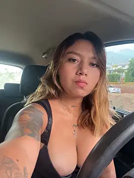 Snapshot of amanda-medrano1 chatting on 02/04/25, 01:38 amanda-medrano1 online show from 02/04/25, 01:38