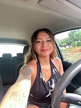 Snapshot of amanda-medrano1 chatting on 01/07/25, 03:02 amanda-medrano1 online show from 01/07/25, 03:02