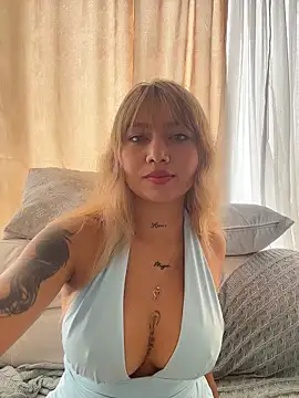 amanda-medrano1 online show from 02/24/26, 02:51