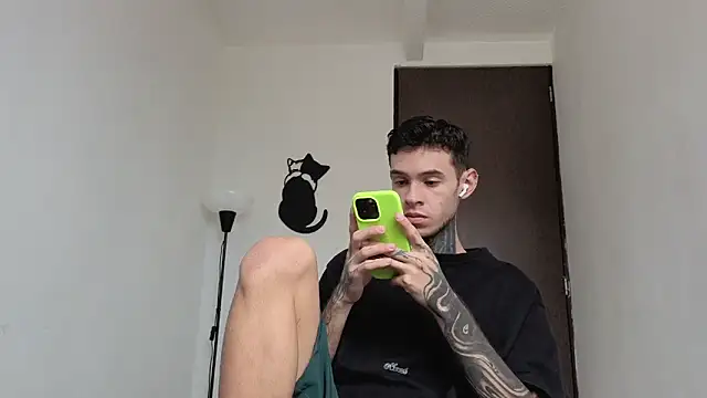 Saturno v online show from 02/24/26, 06:09