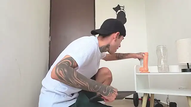 Saturno v online show from 11/13/25, 10:41