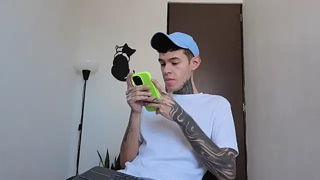 Saturno v online show from 02/26/26, 02:28