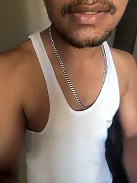 wild x predator online show from 11/08/25, 07:12