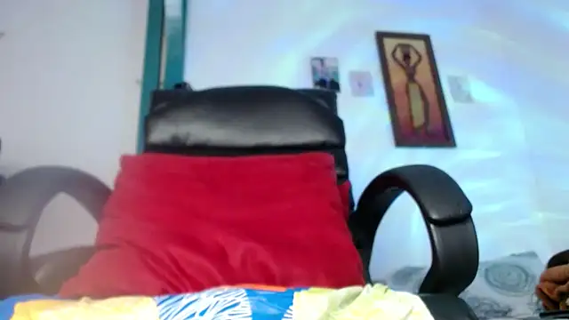 Sexy-Favgirl online show from 04/03/26, 09:32