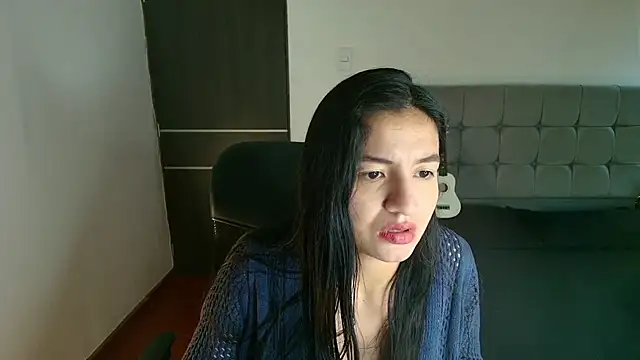 ChloeSanchezx online show from 09/14/25, 06:08