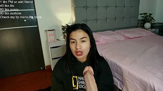 ChloeSanchezx online show from 10/15/25, 01:37