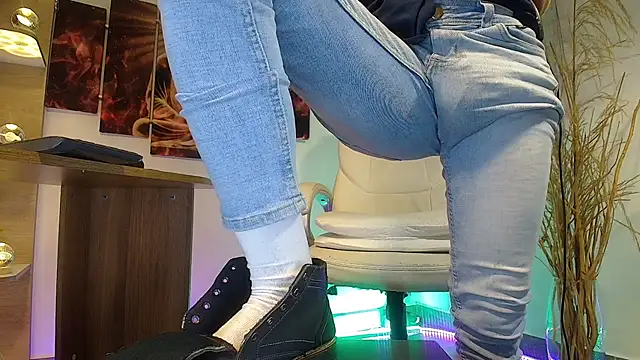 alessandro wye online show from 03/17/25, 03:40