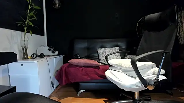 alessandro wye online show from 11/03/25, 06:40