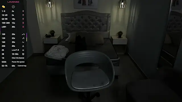 escarleth   online show from 09/30/25, 02:23