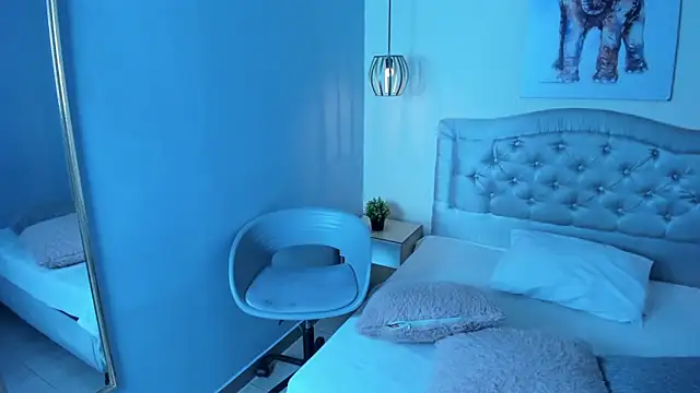 escarleth   online show from 02/28/26, 01:22