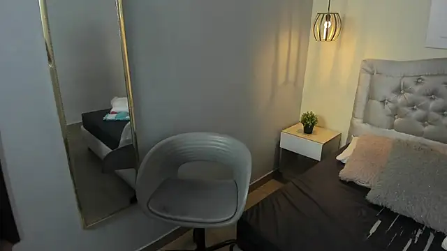 escarleth   online show from 03/03/26, 01:51