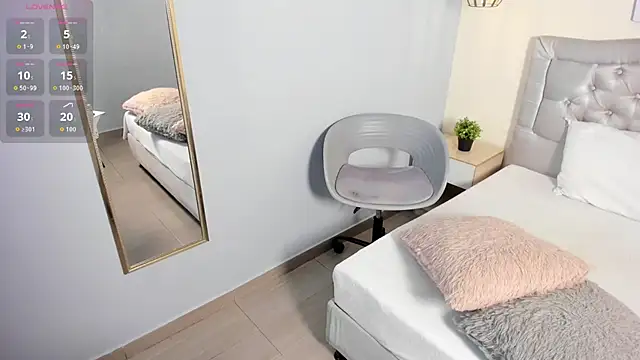 escarleth   online show from 03/12/26, 11:58