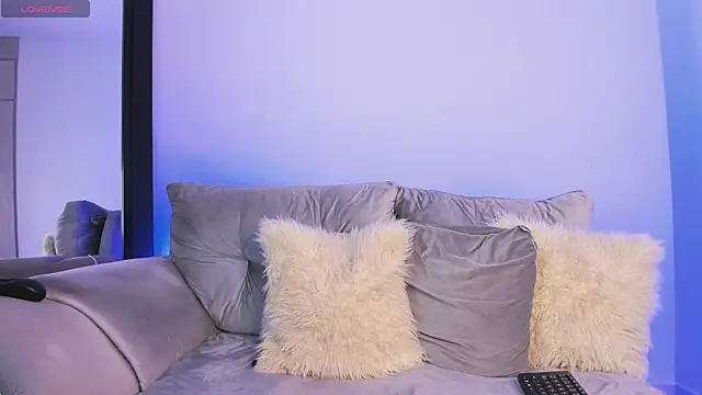 alanajonhsonm online show from 11/14/25, 05:33