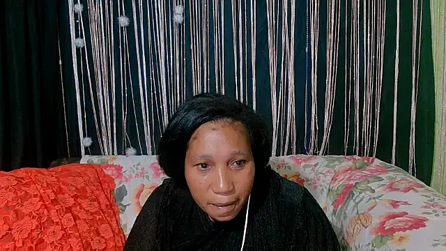 SexcGals online show from 10/27/25, 07:37