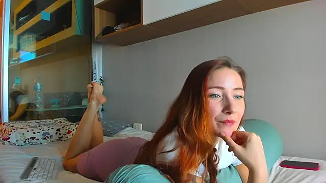 Snapshot of Tinabell22 chatting on 04/12/26, 03:54 Tinabell22 online show from 04/12/26, 03:54