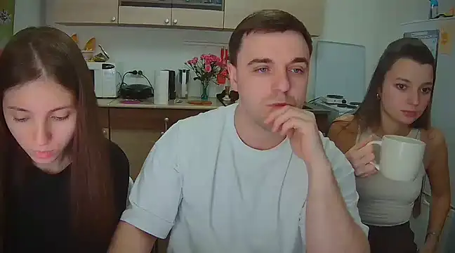 Snapshot of fcjuicy_pussy chatting on 02/02/25, 02:56 fcjuicy pussy online show from 02/02/25, 02:56