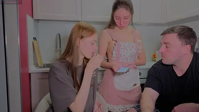 fcjuicy pussy online show from 12/14/25, 01:06