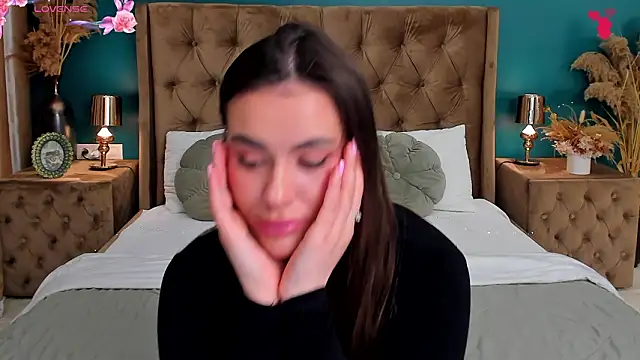 CalyMoon online show from 03/29/26, 07:15