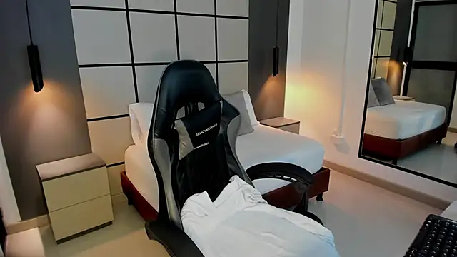 melody flowers online show from 10/28/25, 12:37