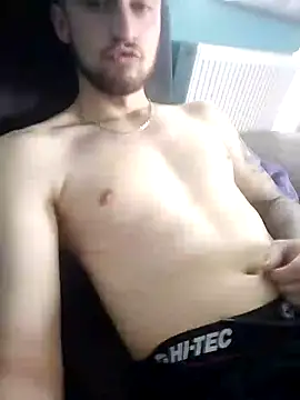 wariacik0024 online show from 03/06/25, 09:47