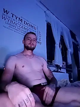 wariacik0024 online show from 09/16/25, 08:54