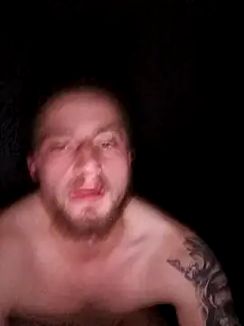 wariacik0024 online show from 12/18/25, 11:30