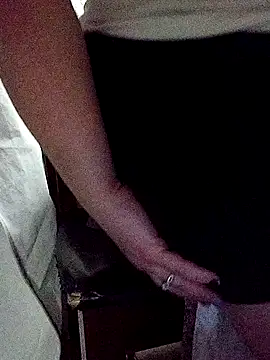 lilbishmiss online show from 10/20/25, 05:24