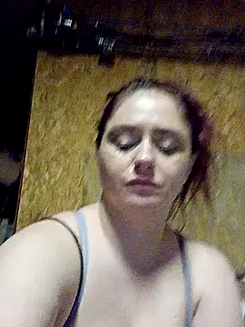 Snapshot of lilbishmiss chatting on 10/13/25, 11:34 lilbishmiss online show from 10/13/25, 11:34