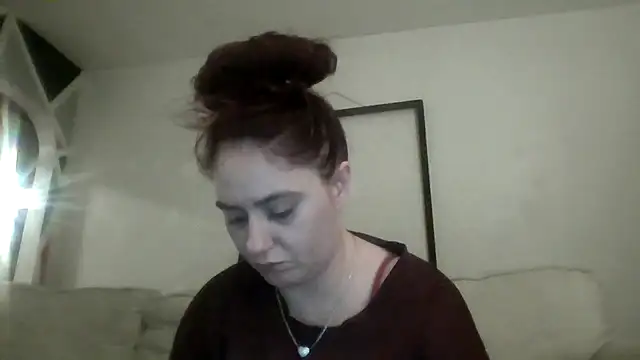 lilbishmiss online show from 11/17/25, 03:10