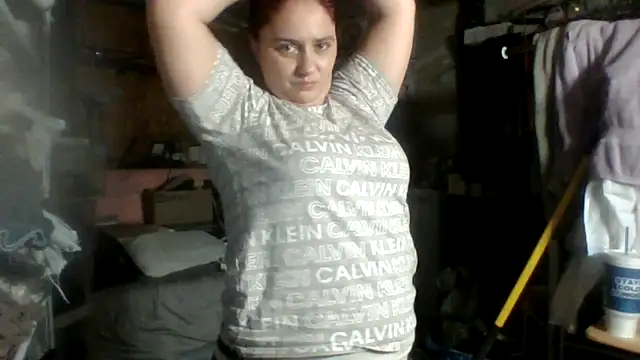 Snapshot of lilbishmiss chatting on 06/18/26, 02:33 lilbishmiss online show from 06/18/26, 02:33