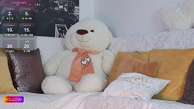 Sarah-Hart online show from 11/28/25, 01:33