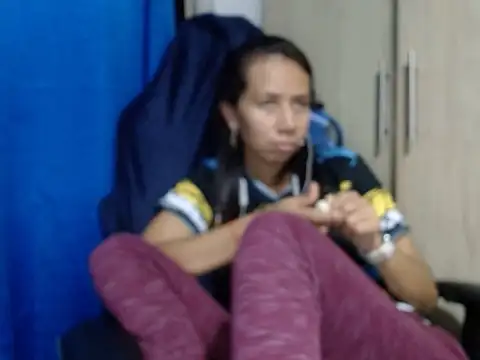 Erotic latina online show from 11/26/25, 12:10