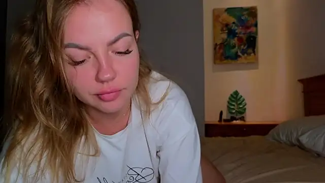 EmilyRobbie online show from 05/31/26, 12:11