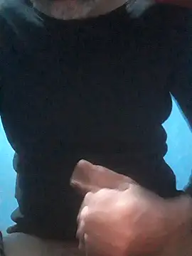 hugosafado333 online show from 11/04/25, 05:00