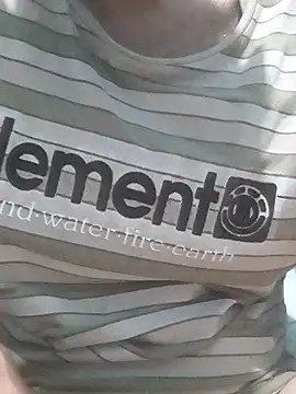 hugosafado333 online show from 10/11/25, 05:52