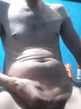 hugosafado333 online show from 09/14/25, 04:57